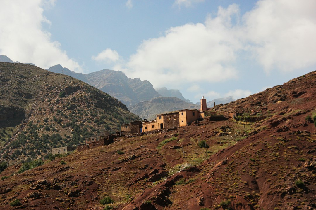Marrakech Airport to Agafay Desert Private Transfer
